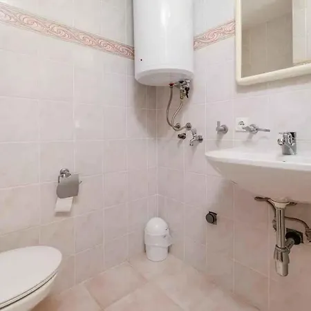 Apartment In 47579