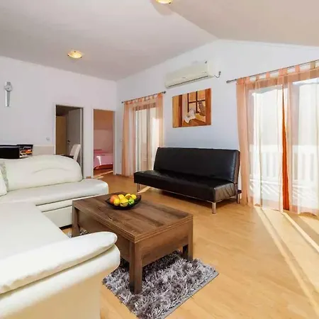 In 47579 Apartment