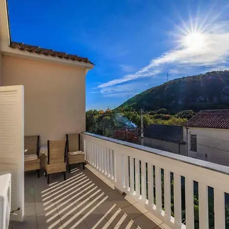 Apartamento In 47579 *